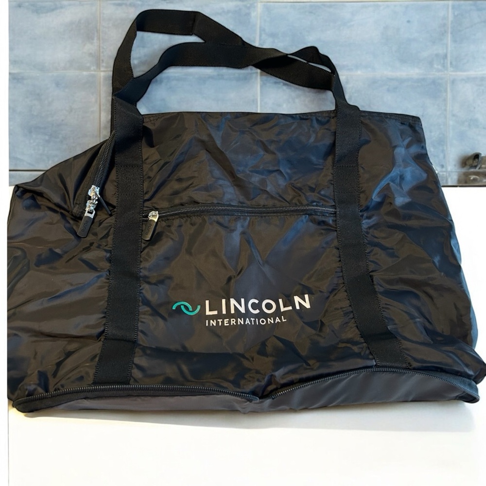 Nylon Tote, Large, NWOT, Black, Woven Handles, Zippers, Lincoln Logo